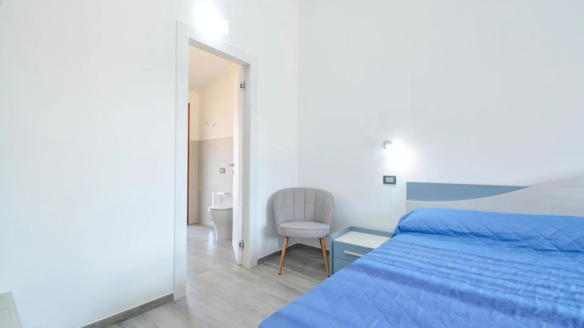 Stunning Apartment In Olia Speciosa Italy