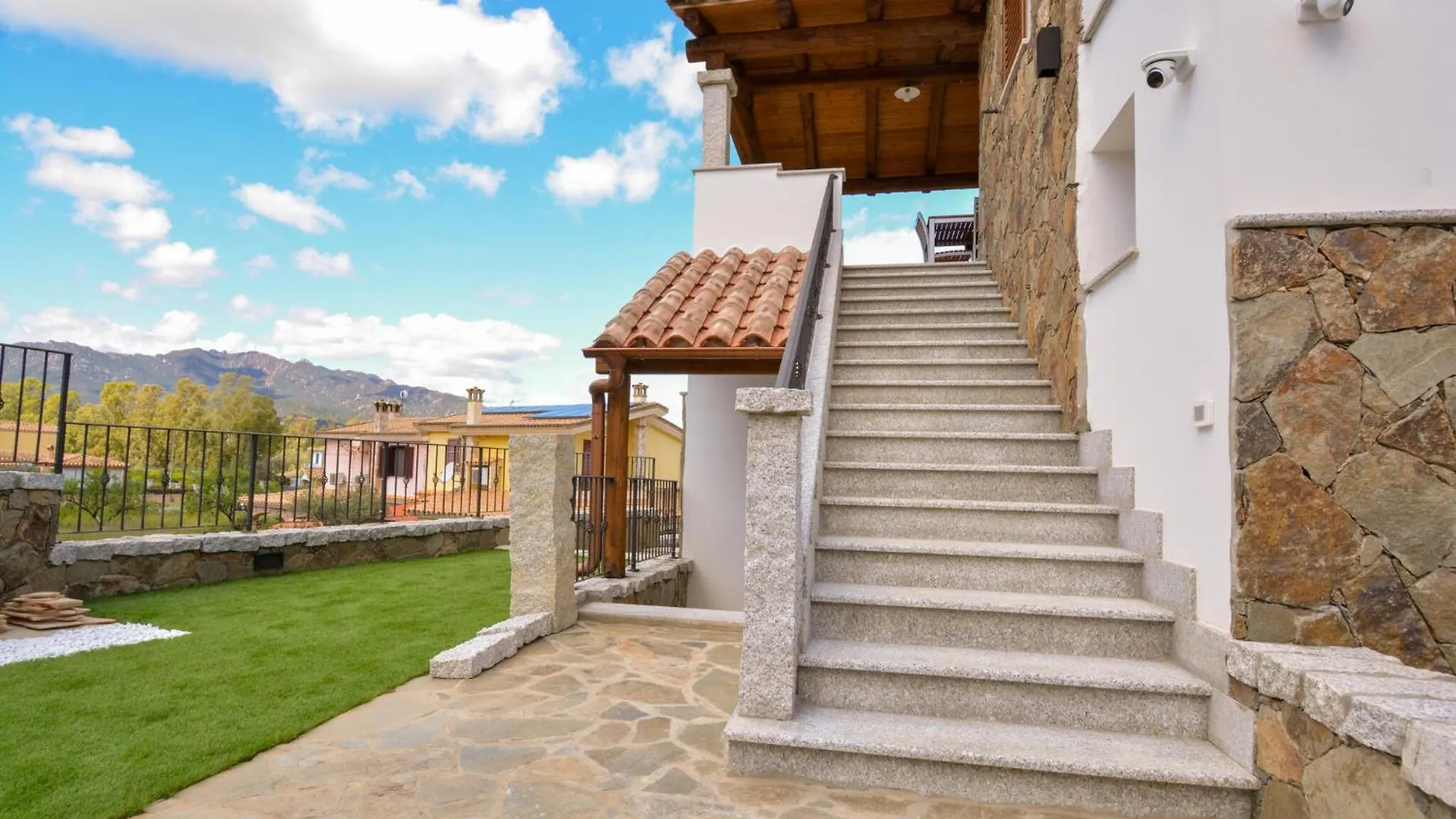 Stunning Apartment In Olia Speciosa 0*,  Italy
