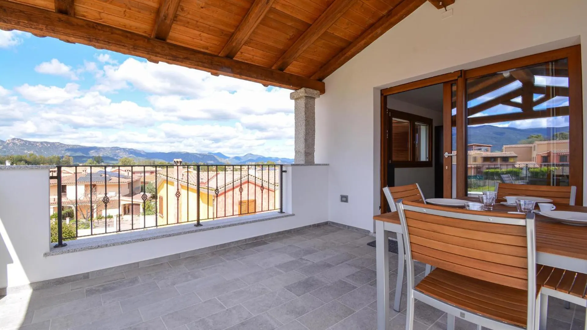 Stunning Apartment In Olia Speciosa Italy